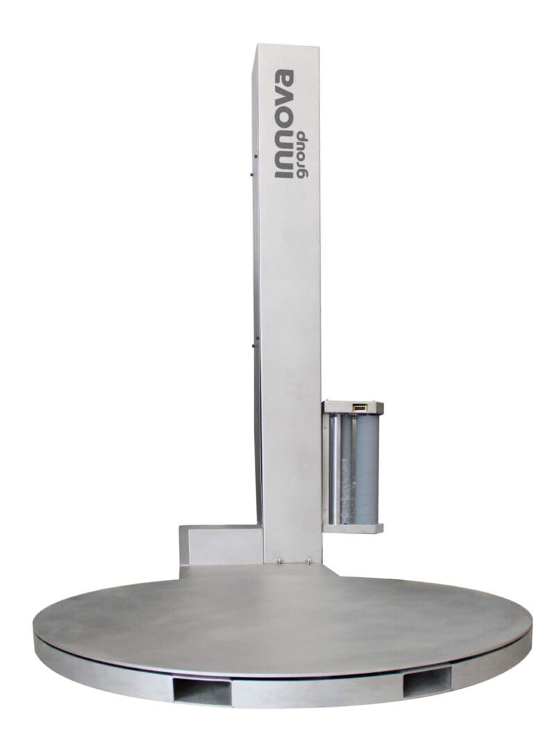 Semi-automatic pallet wrapper with pre-stretch system