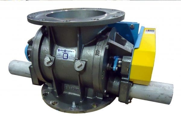 Blow-thru rotary airlock valve for pneumatic conveying