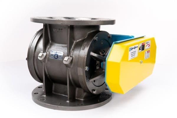 Industrial rotary airlock valve for powders and bulk solids